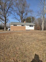 7992 Lester Rd in Stokesdale, NC - Building Photo