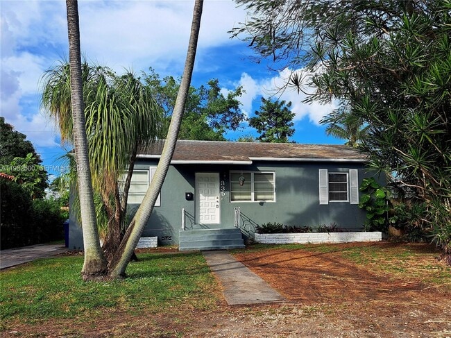 335 NW 102nd St in Miami, FL - Building Photo - Building Photo