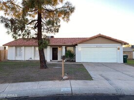 2121 W Sequoia Dr in Phoenix, AZ - Building Photo