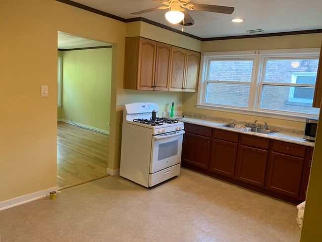 9106 Keating Ave, Unit 1N in Skokie, IL - Foto de edificio - Building Photo