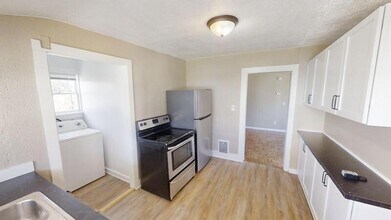 716 Pearl St in Ypsilanti, MI - Building Photo - Building Photo