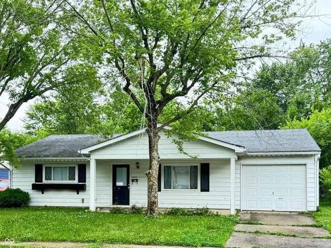 property at 4033 Biscayne Rd