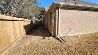 11527 Berkway Trail in Houston, TX - Building Photo - Building Photo