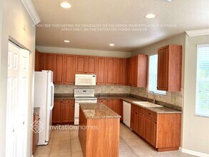 107 Hidden Hollow Dr in Palm Beach Gardens, FL - Foto de edificio - Building Photo