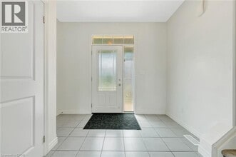 118 Elmbank Trail in Kitchener, ON - Building Photo - Building Photo