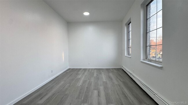 109-04 Corona Ave. in Queens, NY - Building Photo - Building Photo