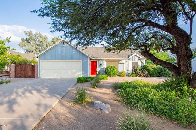 property at 4631 S Bayport Pl