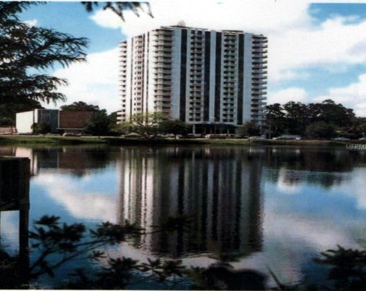 400 E Colonial Dr, Unit Park Lake Towers #904 in Orlando, FL - Building Photo