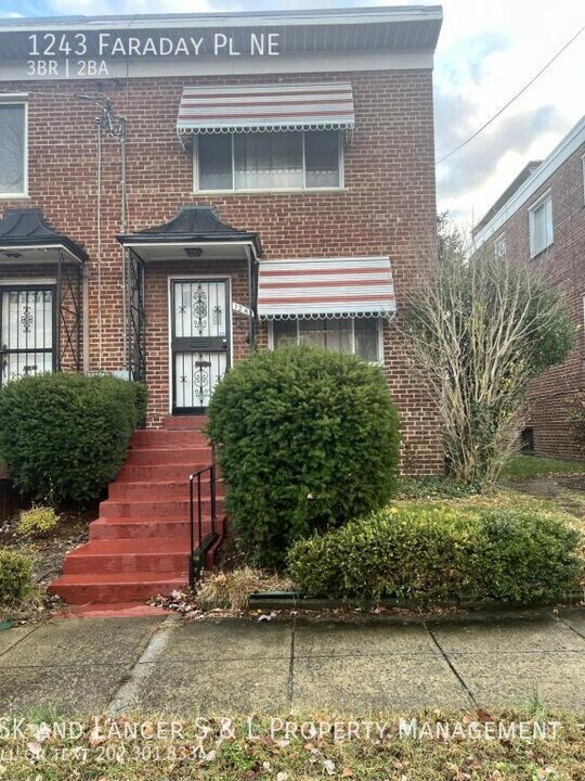 1243 Faraday Pl NE in Washington, DC - Building Photo