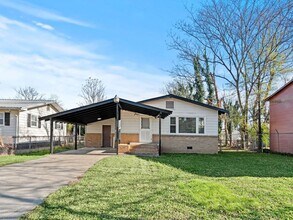 206 Stone St NW in Huntsville, AL - Building Photo - Building Photo