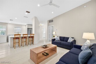 7114 Marconi Ct in Naples, FL - Building Photo - Building Photo