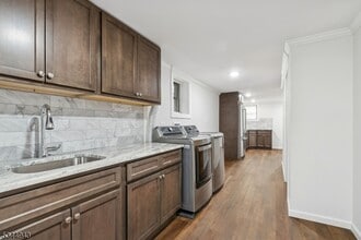 346 Arlington Ave in Jersey City, NJ - Building Photo - Building Photo