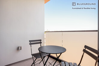 11701 Gateway Blvd in Los Angeles, CA - Building Photo - Building Photo