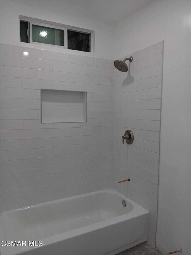 2023 W 77th St in Los Angeles, CA - Building Photo - Building Photo