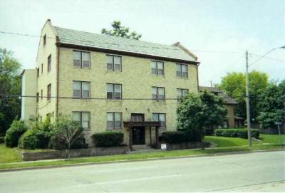 321-325 W Washington Dr in Jackson, MI - Building Photo - Building Photo