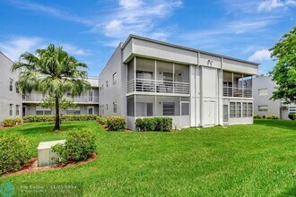 162 Burgandy Way in Delray Beach, FL - Building Photo - Building Photo