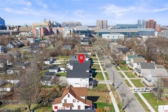 2256 E 100th St in Cleveland, OH - Building Photo - Building Photo