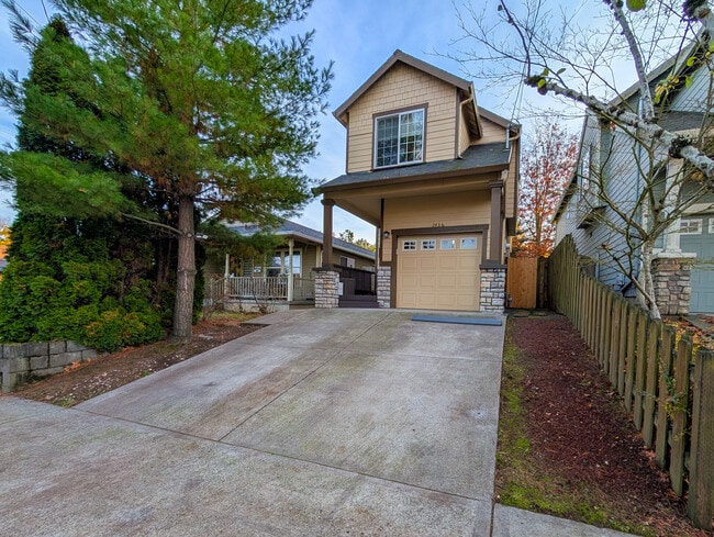 property at 2436 N Kilpatrick St