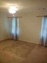 4001 Hanover Ct in Tuscaloosa, AL - Building Photo - Building Photo