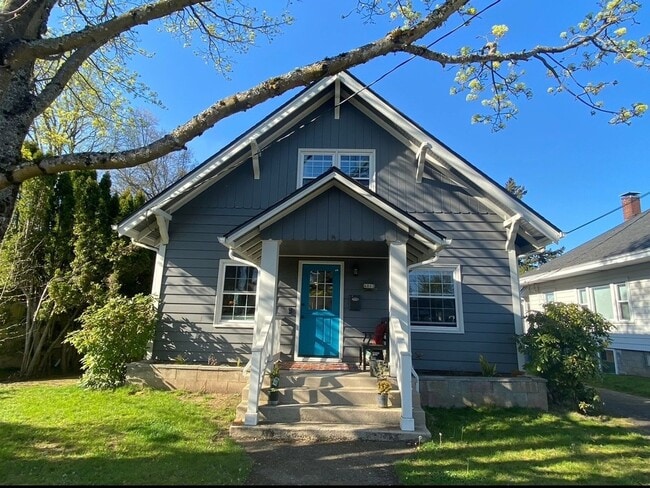 property at 4803 SE Haig St