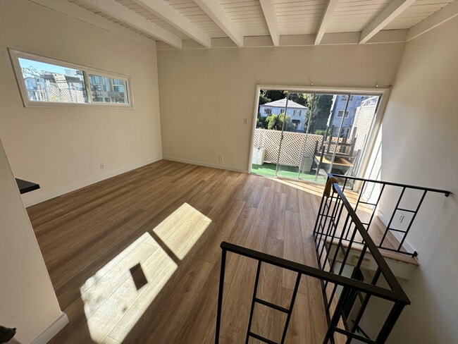 property at 1544 S Beverly Glen Blvd
