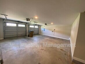 54 Misty Marsh Dr in Savannah, GA - Building Photo - Building Photo