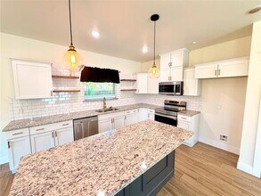 1720 Lloyd Ave in Fort Worth, TX - Building Photo - Building Photo