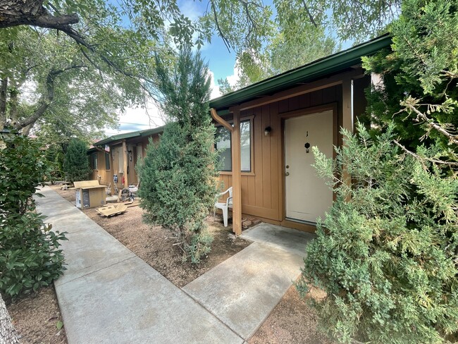 218 E Aero Dr in Payson, AZ - Building Photo - Building Photo