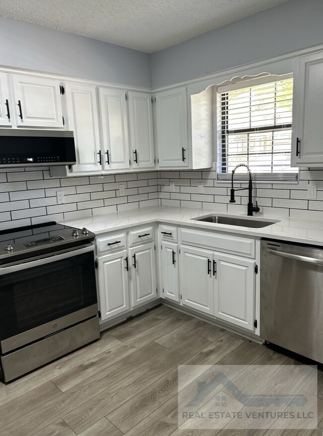 property at 15803 W 127th Ter