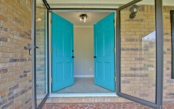 4710 Navaho Cir in College Park, GA - Building Photo - Building Photo