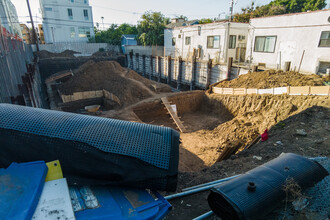 1153 N Gordon St in Los Angeles, CA - Foto de edificio - Building Photo