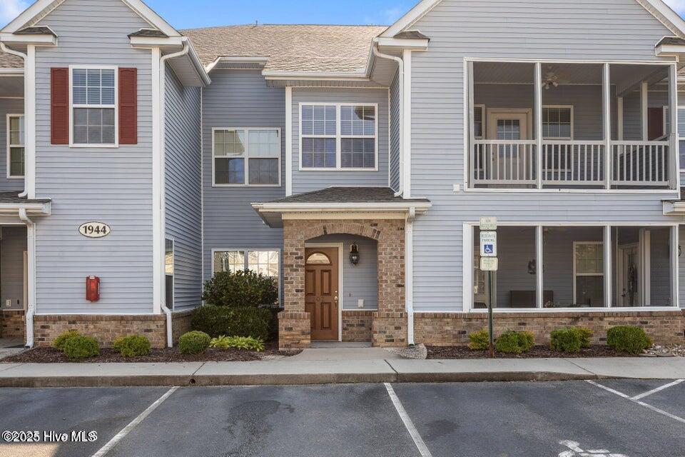 1944 Tara Ct in Greenville, NC - Building Photo