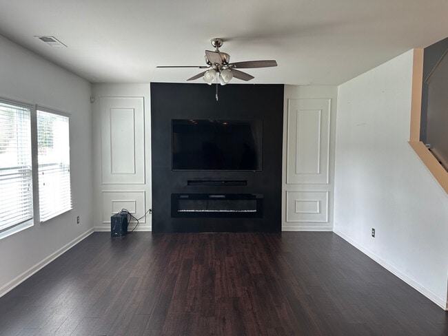 property at 1842 Swan Dr