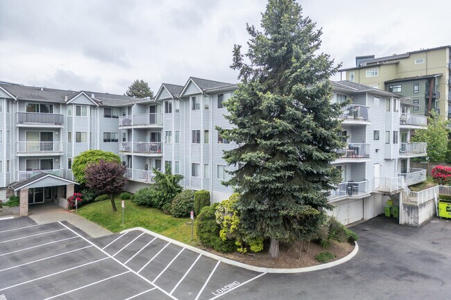 2750 Fuller St in Abbotsford, BC - Building Photo - Building Photo
