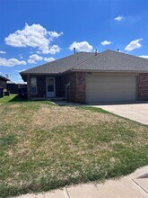 1720 Riviera Ln in Oklahoma City, OK - Building Photo - Building Photo