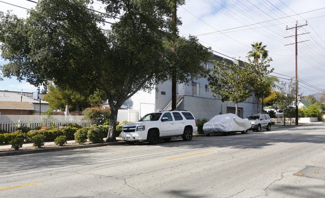 Windsor Apartments in Glendale, CA - Building Photo - Building Photo