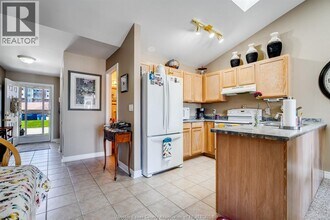 3 Jans Crescent in Kingsville, ON - Building Photo - Building Photo