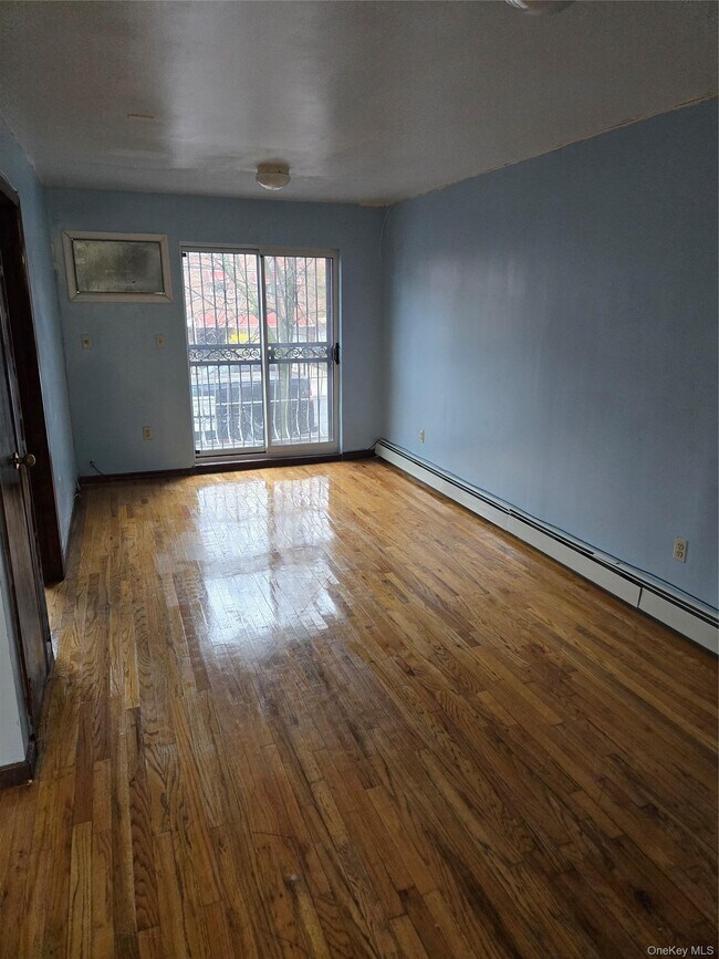 3809 Barnes Ave in Bronx, NY - Building Photo - Building Photo