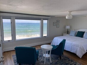 254 Foster Ave in Marshfield, MA - Foto de edificio - Building Photo
