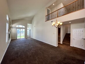 2380 Capri in Chowchilla, CA - Building Photo - Building Photo