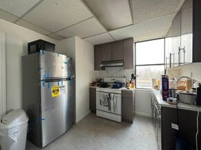 166 15th St in Jersey City, NJ - Building Photo - Building Photo