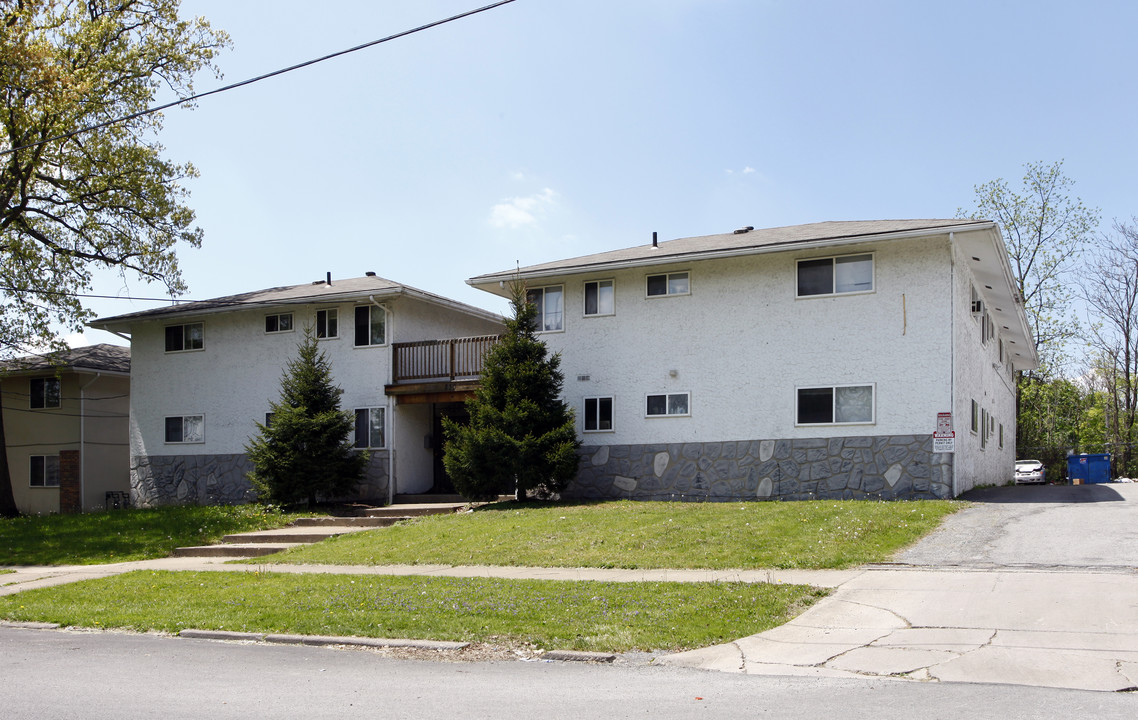 830 Ohio Ave in Youngstown, OH - Building Photo