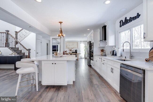 5704 Wood Duck Ct in Burke, VA - Building Photo - Building Photo