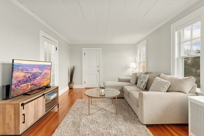 property at 54 Edgecliff Rd