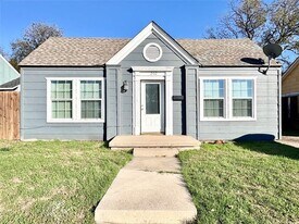 202 N Riverside Dr in Fort Worth, TX - Building Photo