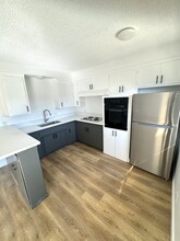 Oasis Apartments in Downey, CA - Building Photo - Building Photo