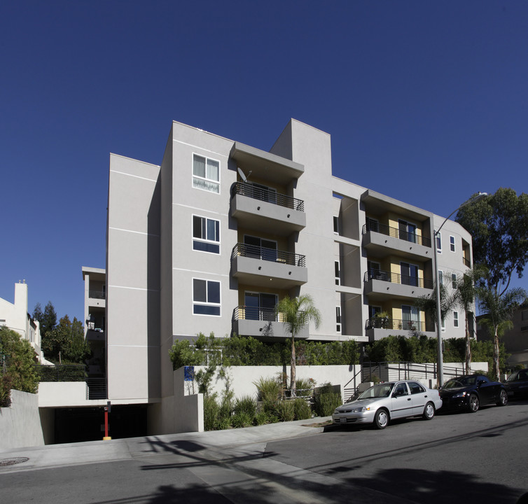 Acama Villas in North Hollywood, CA - Building Photo