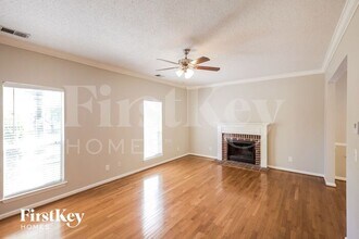 195 Ivy Brook Trail in Pelham, AL - Foto de edificio - Building Photo