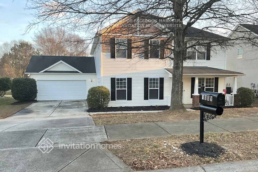 1009 Theodore Ln in Indian Trail, NC - Building Photo