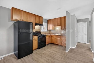 2515 Valley Brook Dr in Florissant, MO - Building Photo - Building Photo